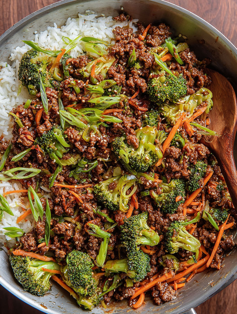 A bowl of ground beef stir-fry teriyaki.